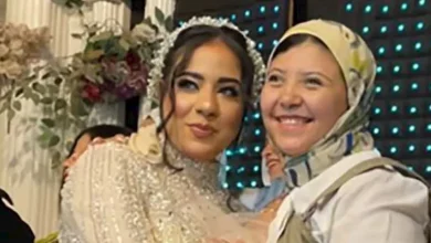 صورة حفيدة شعبان عبدالرحيم تحتفل بزفافها بحضور الأهل والأصدقاء