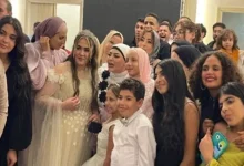 صورة ميار الببلاوي تحتفل بخطوبة نجلها: “ربنا عالم إني ربيته بالحلال”
