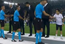 صورة 5 صور لظهور طفلين من غزة على منصة التتويج في نهائي كأس السوبر الأوروبي