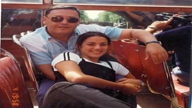 صورة درة تحيي ذكرى وفاة والدها: “10 سنوات مرت ومازلت أفتقد وجودك بشدة” (صور