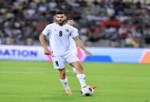 صورة حامد حمدان يشارك الجماهير برسالة حزينة ووالدته تواسيه