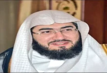 صورة خطيب المسجد الحرام: الحر من آيات الله والاعتراض عليه اعتراض على قضاء ا