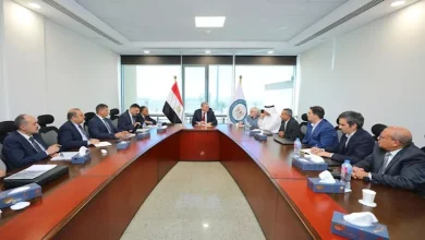 صورة وزير البترول يبحث مع شركات عالمية ومحلية مشروع المسح الجوي