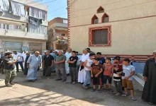 صورة قبل لحظات من التشييع.. توافد أهالي كفر الشيخ على عزبة الشرقاوية لتوديع
