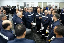 صورة وزير البترول يتفقد مصفاة تكرير ميدور لمتابعة أعمال التطوير