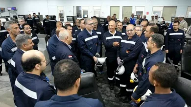 صورة وزير البترول يتفقد مصفاة تكرير ميدور لمتابعة أعمال التطوير
