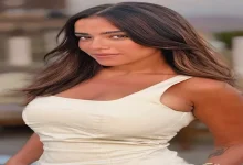 صورة بفستان وردي جريء.. آية سليم تتألق بإطلالة صيفية في إسبانيا