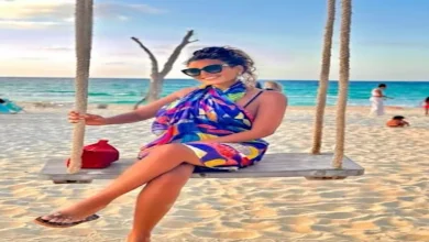 صورة ريهام حجاج تخطف الأنظار بإطلالة صيفية جريئة على البحر (صور)