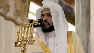 صورة خطيب المسجد النبوي: “لا إله إلا الله” كلمة جامعة لمعاني ما جاء به جميع