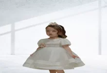 صورة شعرت بالرعب.. لن تتوقع ما وجدته سيدة في فستان ابنتها