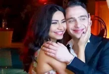 صورة تفاصيل صورة متداولة لـ  شيرين وحسام حبيب في أحد معارض الأثاث
