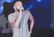 صورة ويجز يشعل حماس جمهور حفله في العلمين الجديدة بأغنيتي “الأيام” و”الدنيا