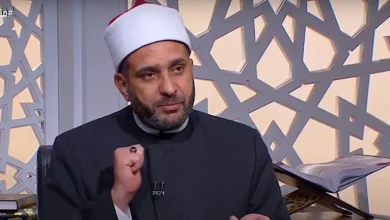 صورة هل يجوز قراءة القرآن أثناء النوم على السرير؟.. أمين الفتوى يجيب