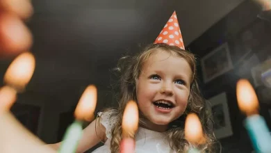 صورة مفاجأة مرعبة.. لن تتوقع ما وجدته طفلة داخل هدايا عيد ميلادها