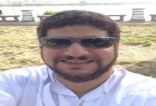 صورة وفاة المخرج المسرحي عمرو سامي