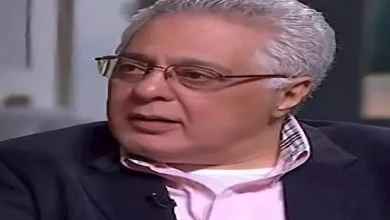 صورة “شالوا العداد وطلبوا 20 ألف جنيه”.. توفيق عبدالحميد: في سن الـ 70 وهسر