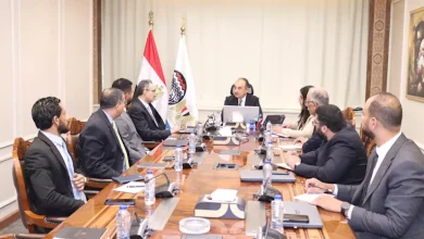 صورة وزير قطاع الأعمال العام يبحث توظيف الذكاء الاصطناعي في الشركات التابعة