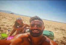 صورة 25 صورة لميدو وزوجته في البحر بالمصيف