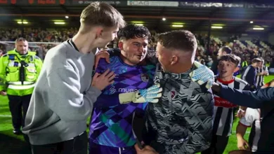 صورة قصة نادي جريمسبي تاون الذي أقصى مانشستر يونايتد من كأس كاراباو