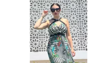صورة مي عز الدين تنشر جلسة تصوير على البحر.. والجمهور: برنسيسة جيلنا
