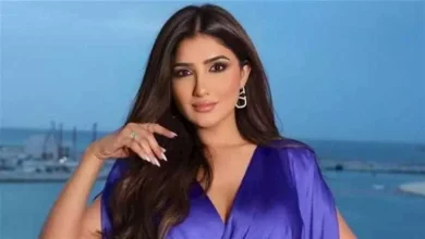 صورة بفستان جريء وقصير.. سر جاذبية مي عمر في أحدث إطلالتها