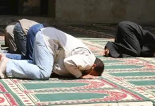 صورة ما حكم صلاة الصبح في جماعة بعد طلوع الشمس؟.. الإفتاء توضح