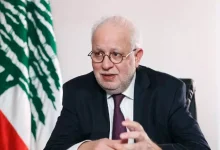 صورة وزير العدل اللبناني لحزب الله: إذا اخترت الانتحار لن نسمح بجر البلاد م