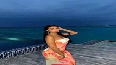 صورة بـ”فستان جريء”.. منة عرفة تنشر صورًا جديدة أمام البحر في المالديف