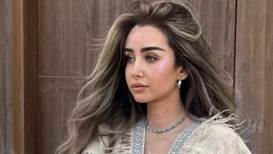 صورة هنا الزاهد بإطلالة ساحرة.. ما سر اختيارها لـ اللون الأصفر؟