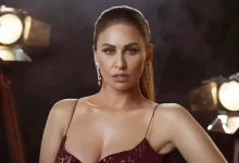 صورة فستان ميتاليك مكشوف وجريء.. كيف ظهرت مي سليم في أحدث إطلالتها؟