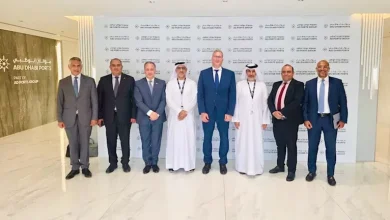 صورة وزير البترول يبحث مع مجموعة موانئ أبوظبي تنفيذ مذكرة التفاهم المشتركة