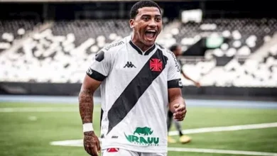 صورة بعد الجدل.. مصدر في الزمالك يرد على قيمة صفقة البرازيلي خوان ألفينا