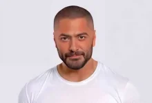 صورة بعد شهادته على خطوبة اثنين من معجبيه.. تامر حسني: “هشتغل مأذون”