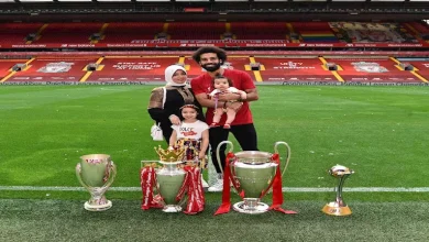 صورة 15 صورة لمحمد صلاح وزوجته في حفلات التكريم