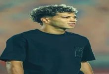 صورة موقف إنساني من إمام عاشور تجاه أقدم عامل بنادي الزمالك
