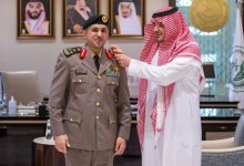 صورة وزير الداخلية يقلد الشلهوب رتبة عميد  أخبار السعودية