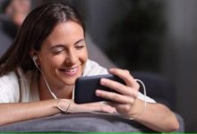 صورة دراسة تكشف أضرار مخاطر سماعات الأذن على الصحة النفسية  أخبار السعودية