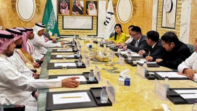 صورة رئيس هيئة الإذاعة والتلفزيون يبحث مجالات التعاون مع وفد محطة «خبي» الإعلامية الصينية  أخبار السعودية