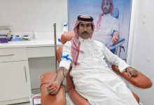 صورة محافظ الطوال يتبرع بالدم  أخبار السعودية