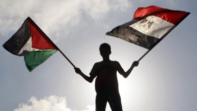 صورة الحكومة الفلسطينية في رام الله تبعث برسالة إلى مصر