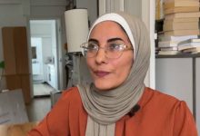 صورة | بسبب تعليقات معادية للسامية .. فرنسا ترحل الطالبة الفلسطينية نور عطا الله إلى قطر