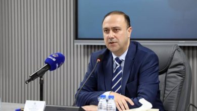 صورة | المومني: الأردن يتعامل برؤية استراتيجية مع تحديات الإقليم ويتمسك بثوابته تجاه فلسطين
