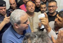صورة | وزير الصحة يزور مستشفى الزرقاء الحكومي ويطمئن بعد انقطاع الكهرباء