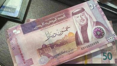 صورة | ارتفاع الإيرادات المحلية وانخفاض نسبة الدين العام في الأردن خلال النصف الأول من 2025