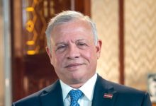 صورة | الملك يطمئن على صحة الوزير الأسبق جمال حديثة الخريشا