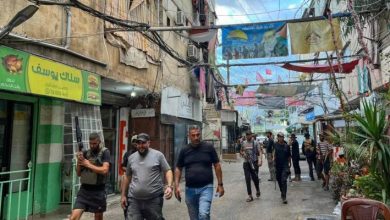 صورة | بدء المرحلة الأولى من مسار تسليم الأسلحة من داخل المخيمات الفلسطينية في لبنان الخميس