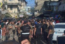 صورة | الجيش اللبناني يبدأ بتسلّم سلاح المخيمات الفلسطينية والرئاسة الفلسطينية تؤكد