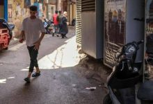 صورة | تضارب حول سلاح المخيمات بلبنان: الرئاسة الفلسطينية تؤكد بدء التسليم والفصائل تنفي نفياً قاطعاً
