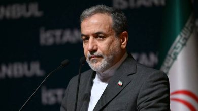 صورة | عراقجي: إعادة العقوبات على إيران غير قانوني ويعقّد المسار الدبلوماسي
