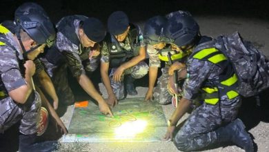 صورة | قيادة درك المهام الخاصة / كتيبة المهام الخاصة الأولى تنفذ مسيراً ليلياً لمرتباتها.. صور